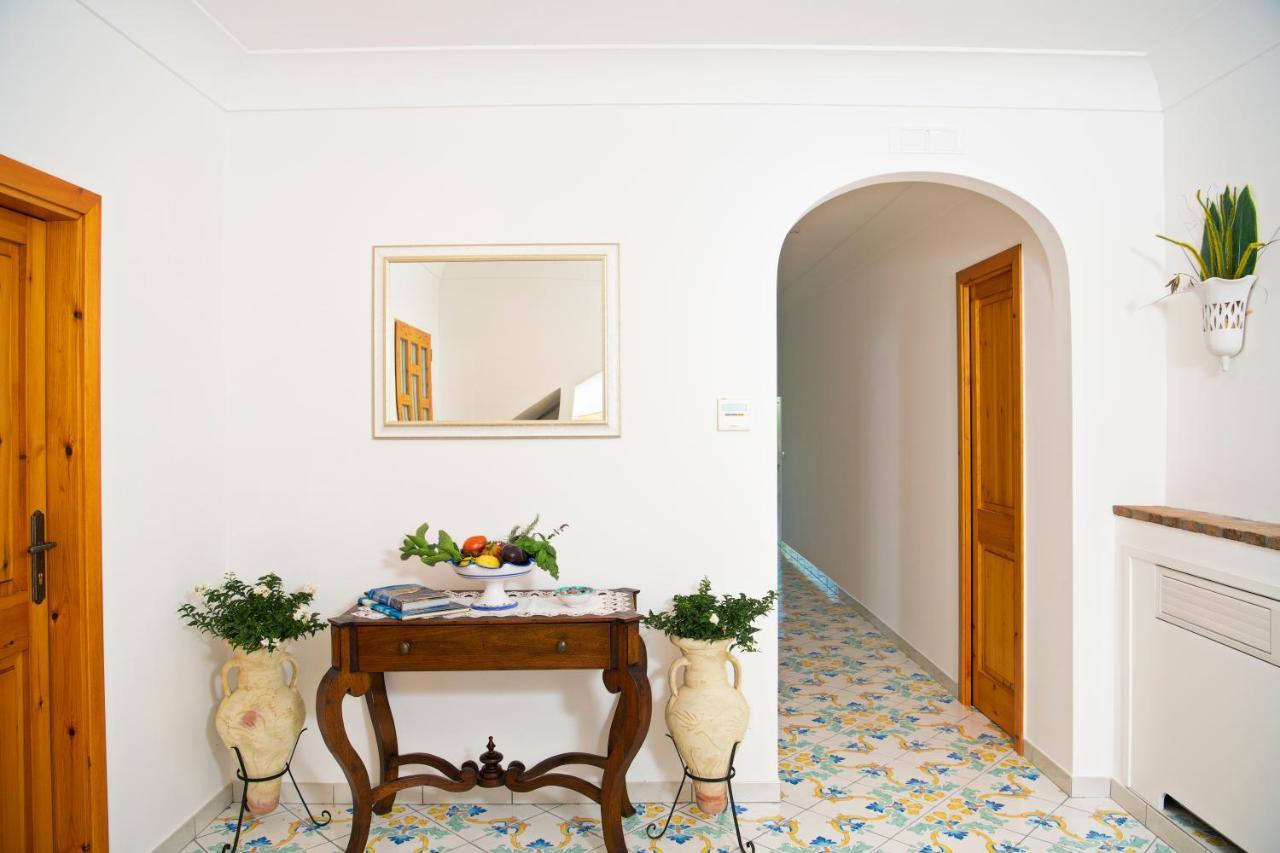 La Borragine Rooms Positano Luaran gambar