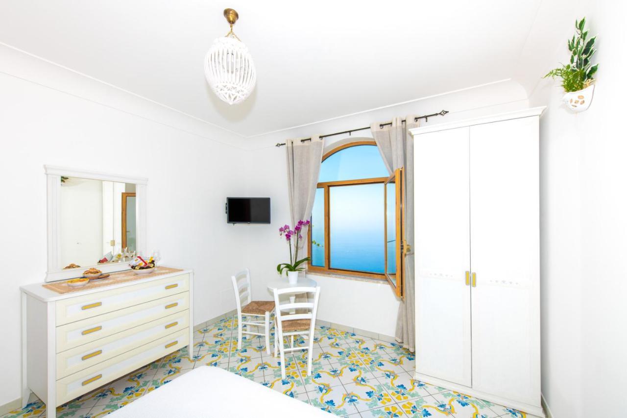 La Borragine Rooms Positano Luaran gambar