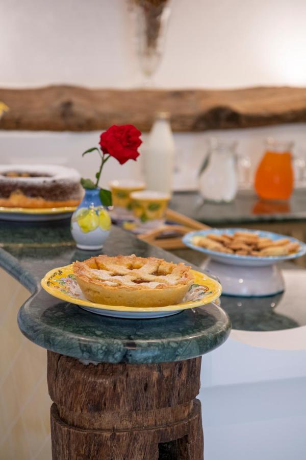 La Borragine Rooms Positano Luaran gambar