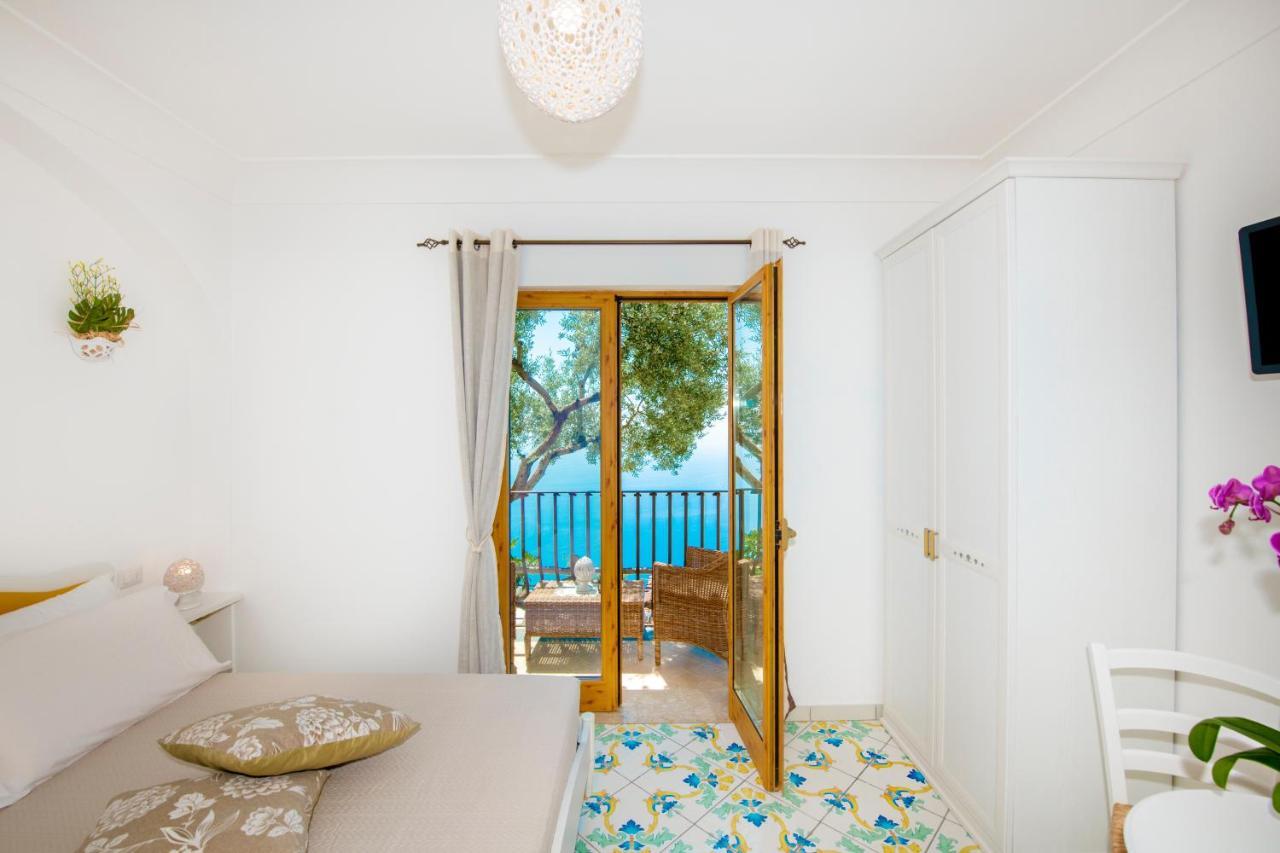 La Borragine Rooms Positano Luaran gambar