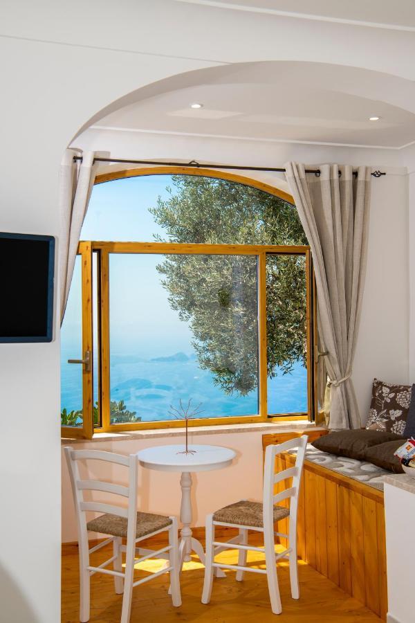 La Borragine Rooms Positano Luaran gambar